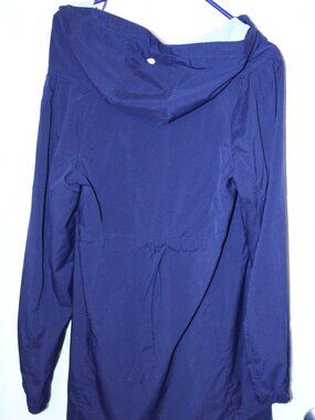 lulu lemon windbreaker size 4